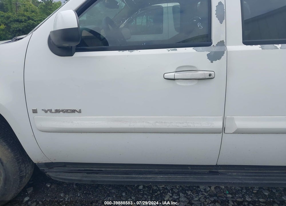 2007 GMC YUKON SLT VIN: 1GKFC13J57J113026