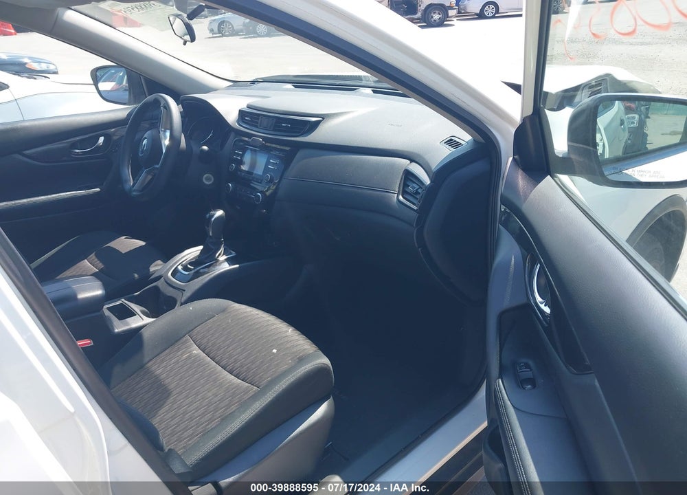 2017 NISSAN ROGUE S VIN: 5N1AT2MV0HC784005