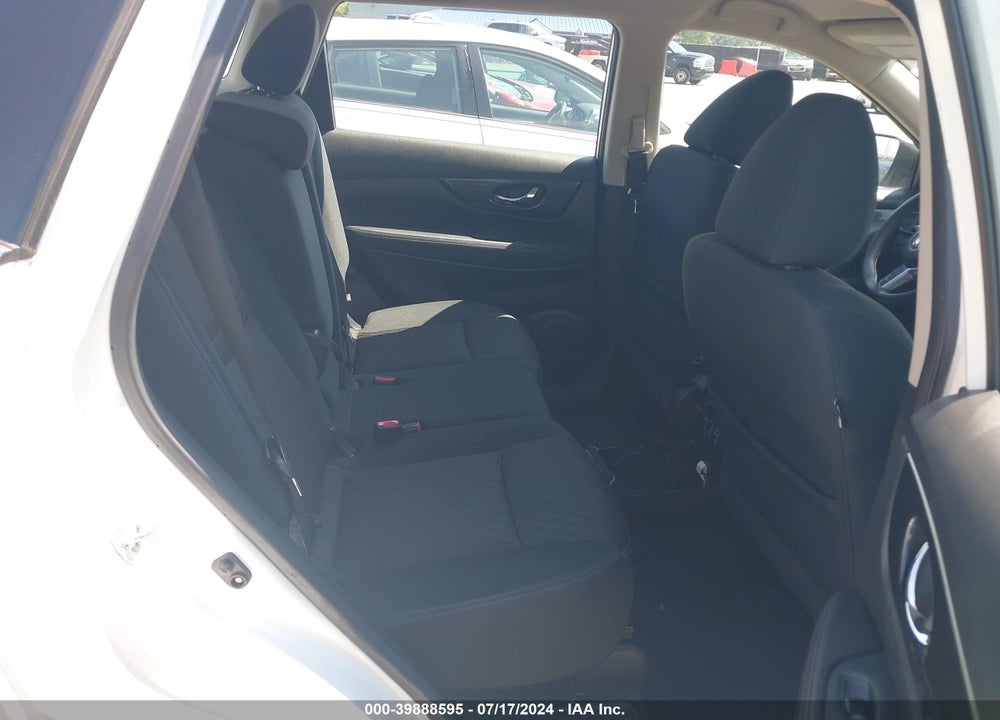 2017 NISSAN ROGUE S VIN: 5N1AT2MV0HC784005