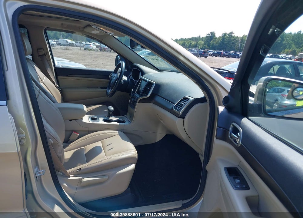 2015 JEEP GRAND CHEROKEE LAREDO VIN: 1C4RJFAG2FC691672