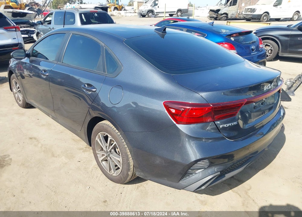 2024 KIA FORTE LXS VIN: 3KPF24AD2RE700944