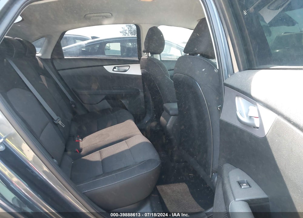 2024 KIA FORTE LXS VIN: 3KPF24AD2RE700944