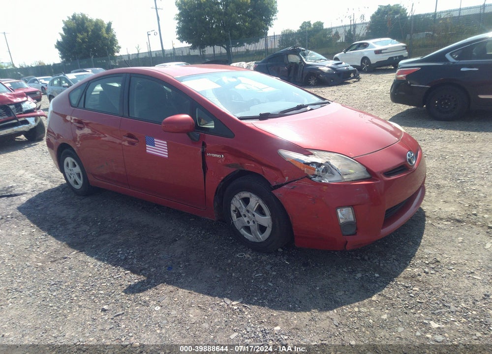 2011 TOYOTA PRIUS TWO VIN: JTDKN3DU6B5318882