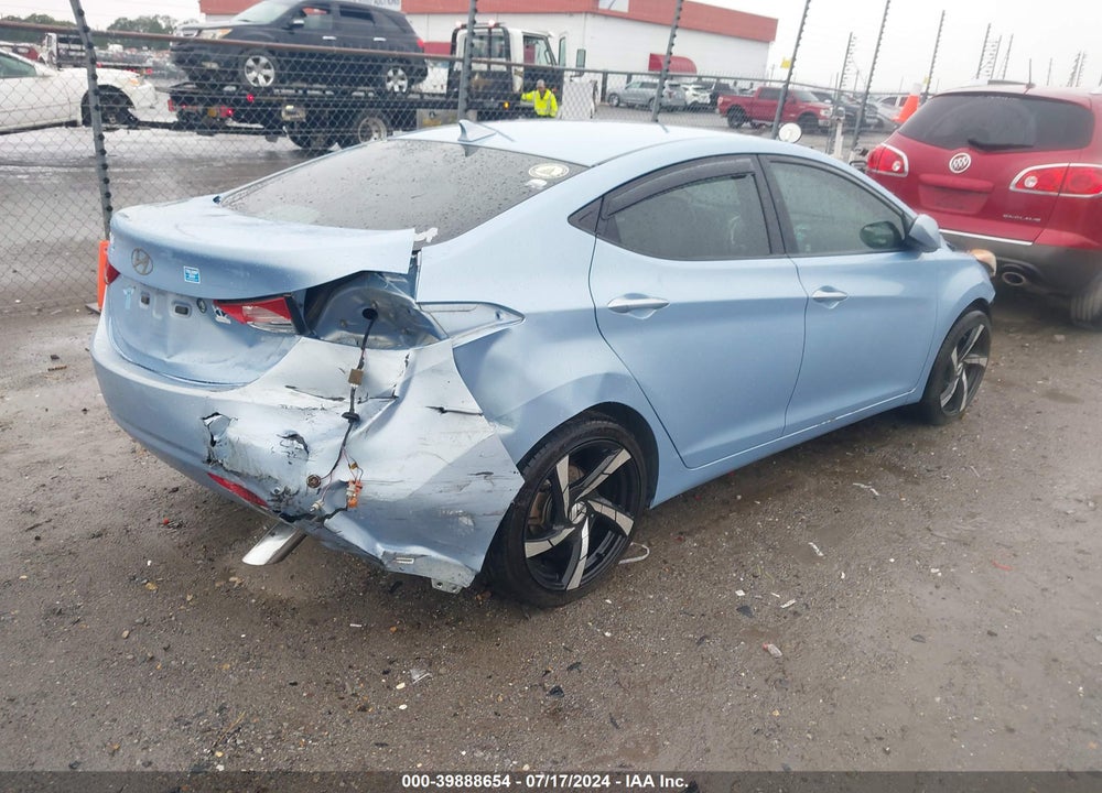 2012 HYUNDAI ELANTRA VIN: KMHDH4AE5CU304509