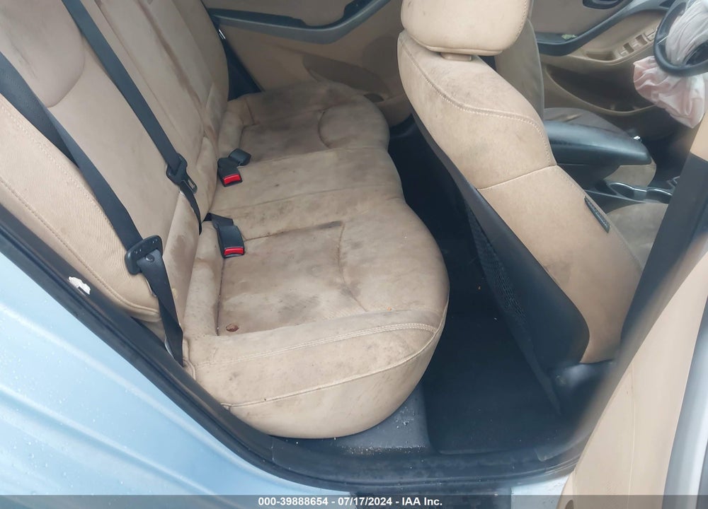 2012 HYUNDAI ELANTRA VIN: KMHDH4AE5CU304509