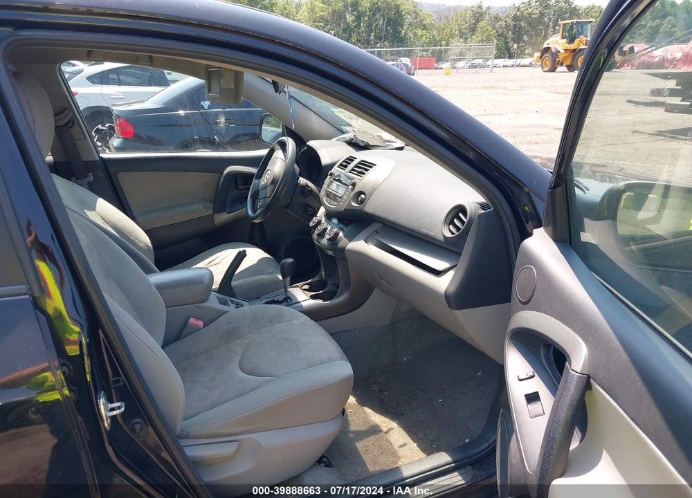 2011 TOYOTA RAV4 VIN: 2T3JF4DV4BW089358