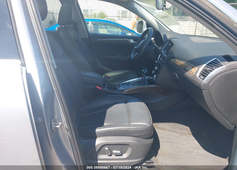 2017 AUDI Q5 2.0T PREMIUM VIN: WA1C2AFP7HA076400
