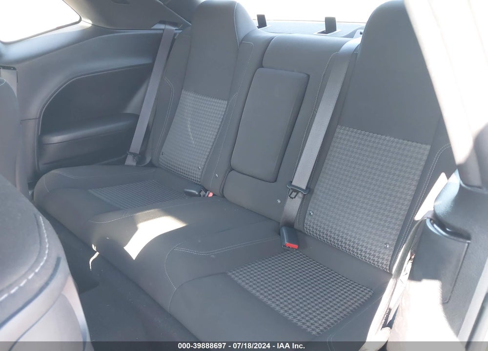 2022 DODGE CHALLENGER SXT VIN: 2C3CDZAG7NH151295