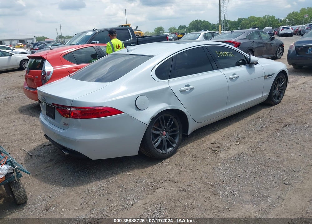 2016 JAGUAR XF 35T PRESTIGE VIN: SAJBK4BV8GCY05760