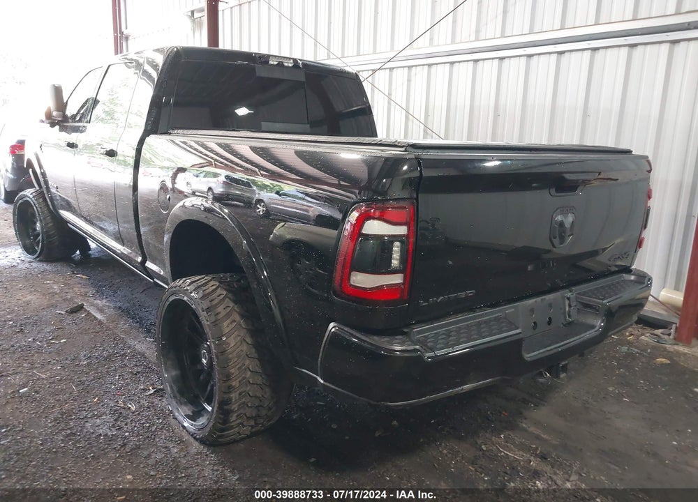 2022 RAM 2500 LIMITED MEGA CAB 4X4 6'4 BOX VIN: 3C6UR5TL0NG373057