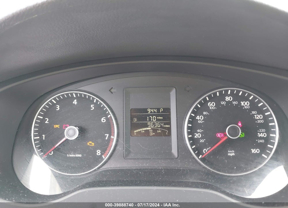 2014 VOLKSWAGEN JETTA 1.8T SE VIN: 3VWD17AJ3EM420156