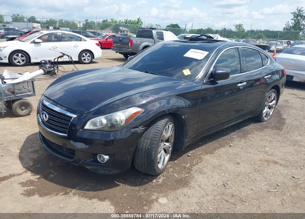 2013 INFINITI M56X VIN: JN1AY1AR7DM590117
