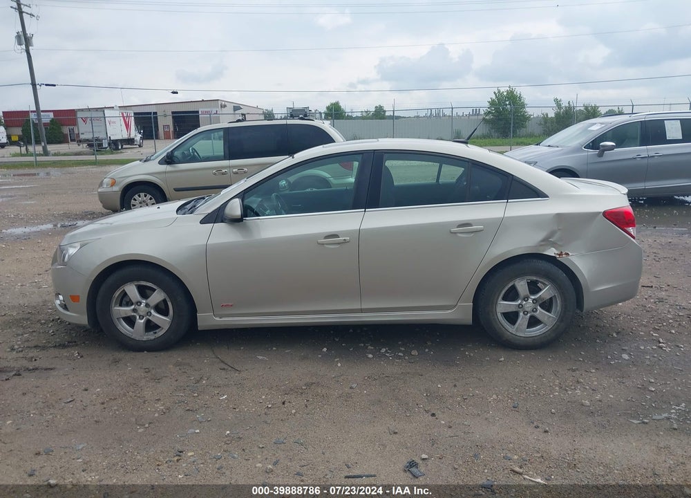 2014 CHEVROLET CRUZE 1LT AUTO VIN: 1G1PC5SB3E7146272