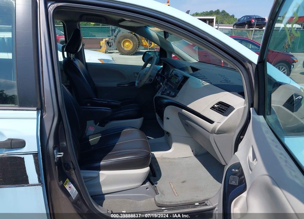 2012 TOYOTA SIENNA BASE V6 7 PASSENGER VIN: 5TDZK3DC5CS206956