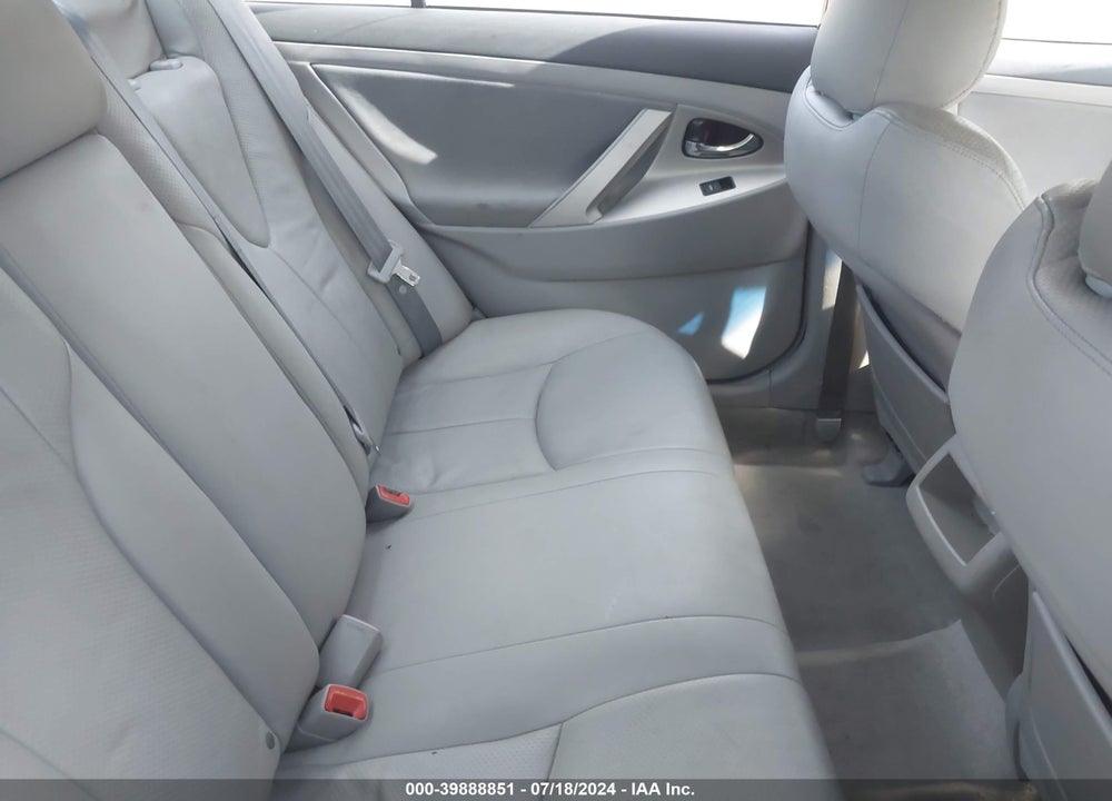 2011 TOYOTA CAMRY SE VIN: 4T1BF3EK0BU212553
