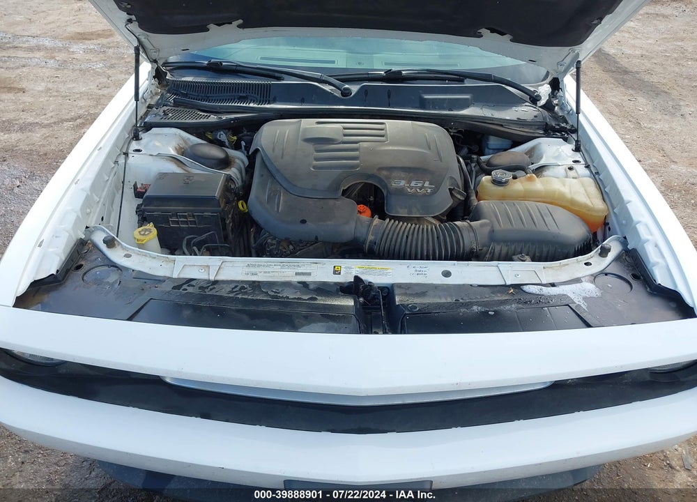 2011 DODGE CHALLENGER VIN: 2B3CJ4DG8BH570319