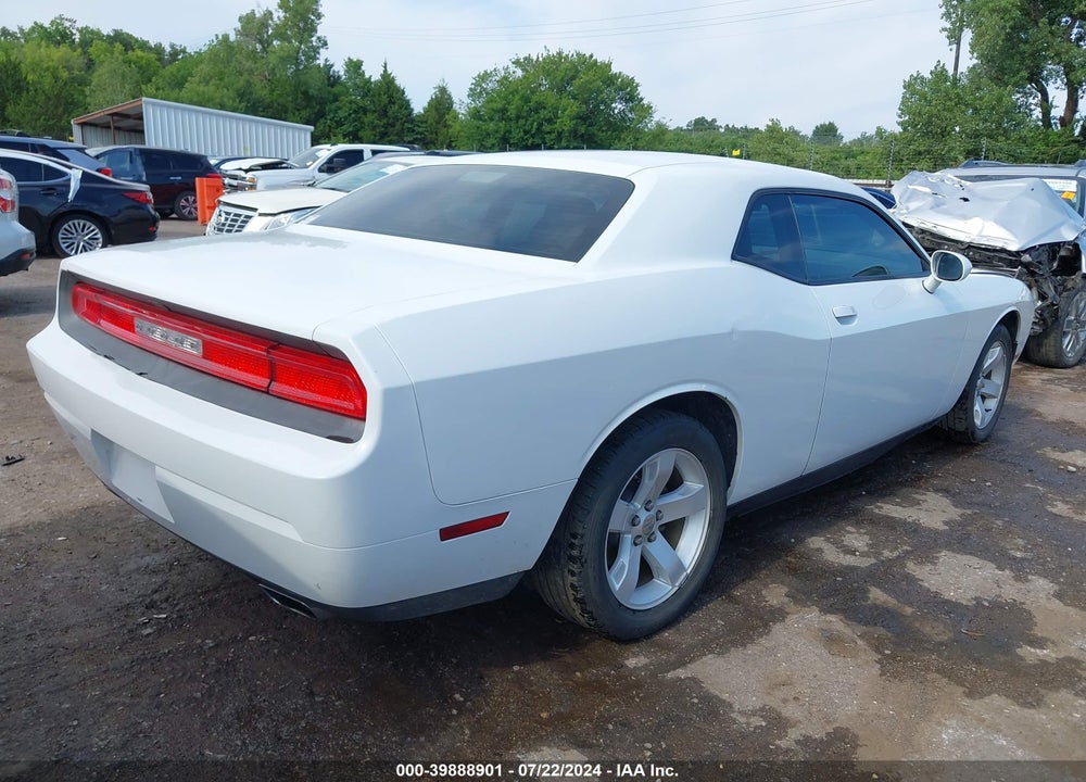 2011 DODGE CHALLENGER VIN: 2B3CJ4DG8BH570319