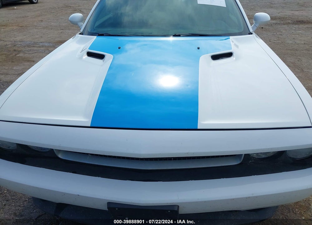 2011 DODGE CHALLENGER VIN: 2B3CJ4DG8BH570319