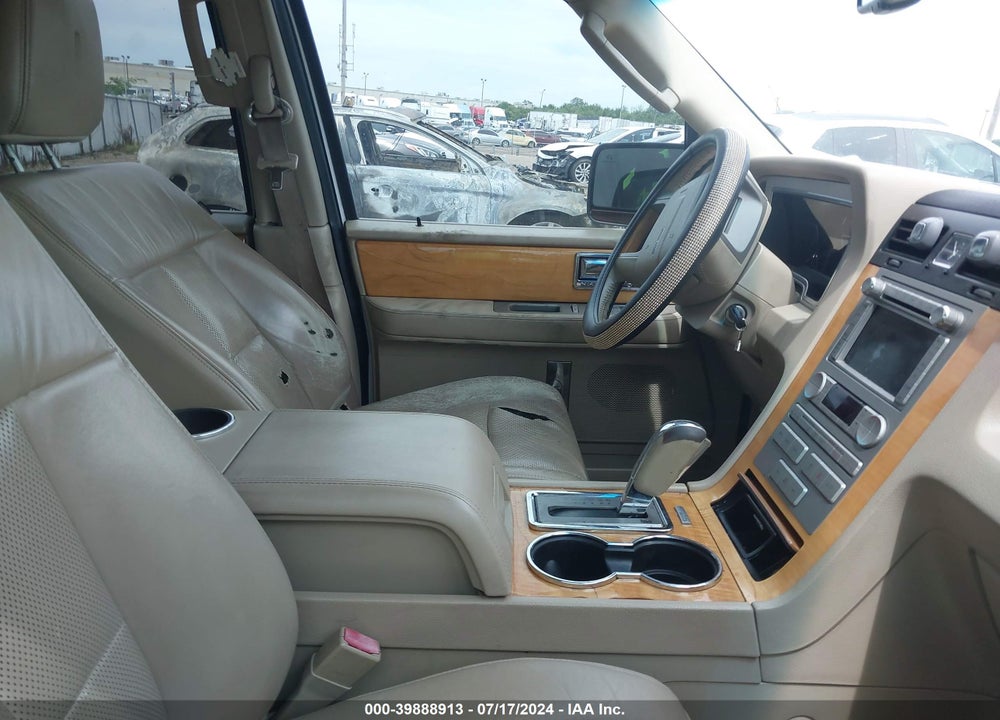 2010 LINCOLN NAVIGATOR VIN: 5LMJJ2J54AEJ11347