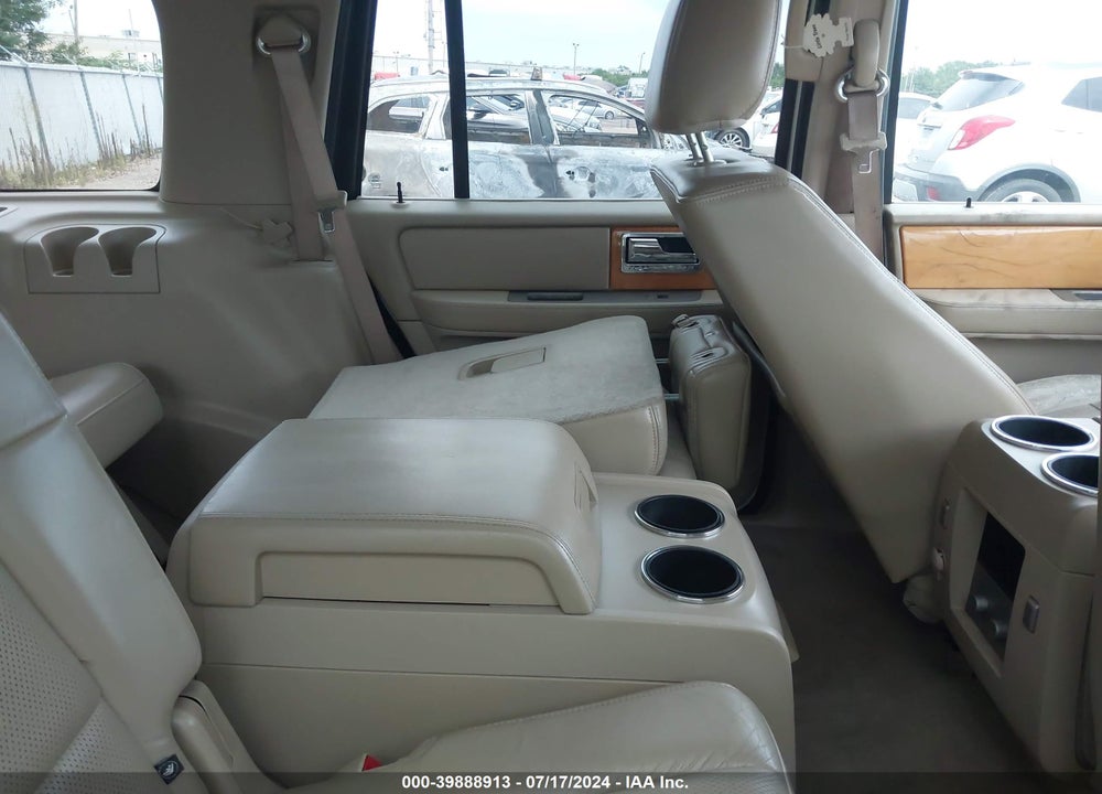 2010 LINCOLN NAVIGATOR VIN: 5LMJJ2J54AEJ11347