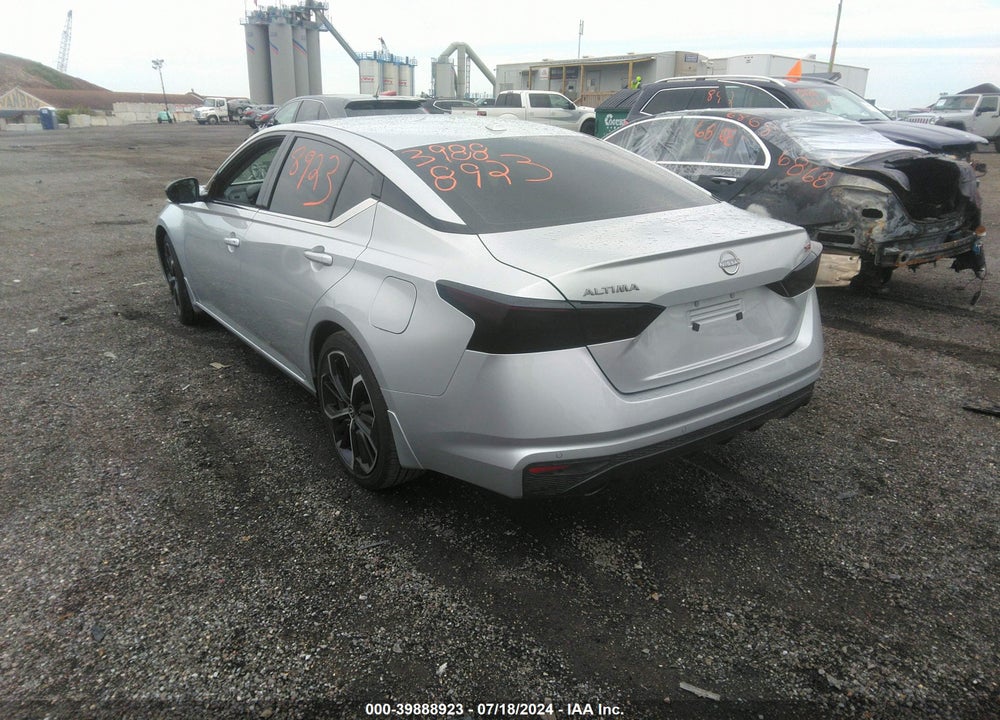 2024 NISSAN ALTIMA SR FWD VIN: 1N4BL4CV4RN311306