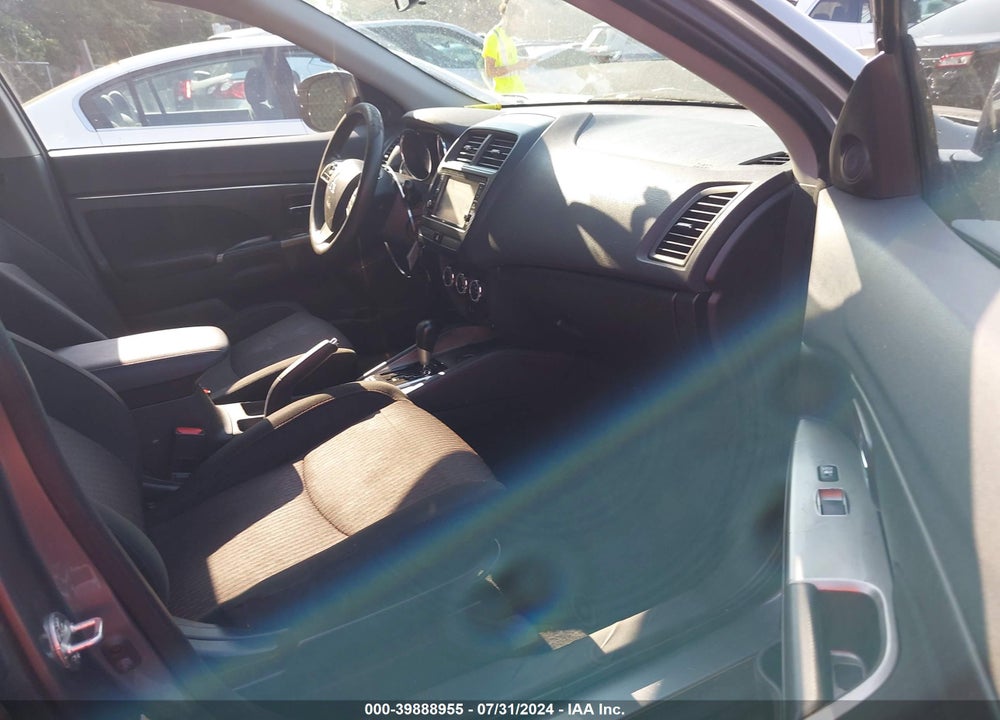 2019 MITSUBISHI OUTLANDER SPORT 2.0 ES VIN: JA4AP3AU2KU003829