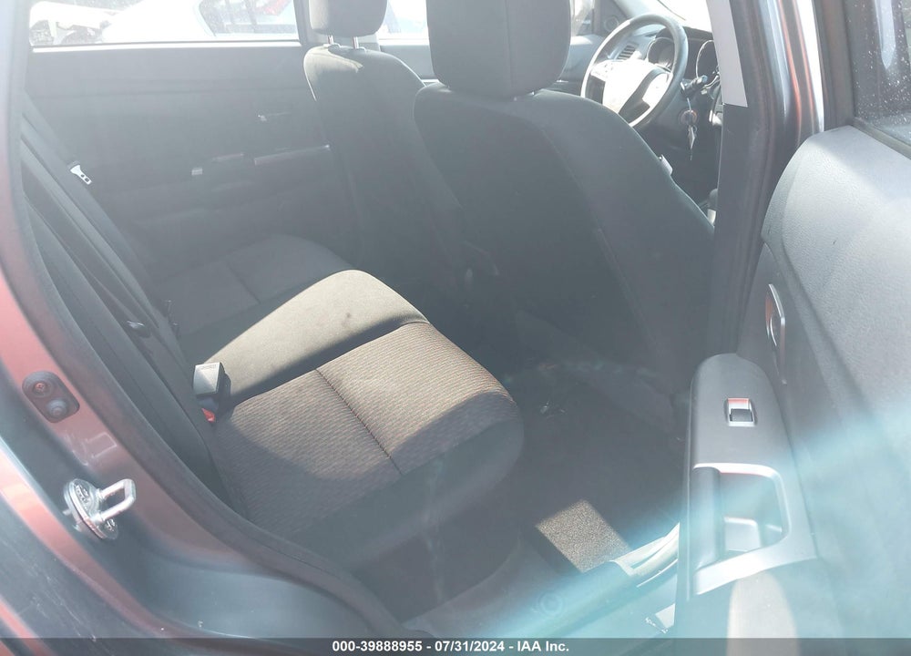 2019 MITSUBISHI OUTLANDER SPORT 2.0 ES VIN: JA4AP3AU2KU003829