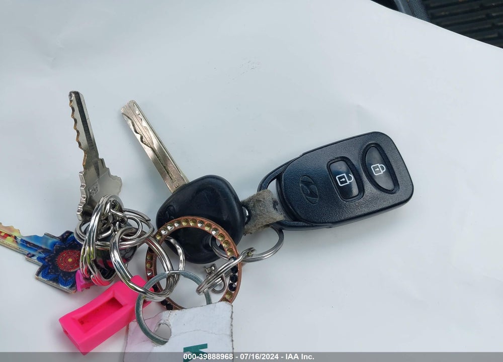 2015 HYUNDAI TUCSON SE VIN: KM8JU3AG0FU089734