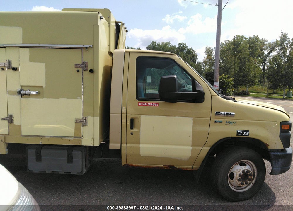 2011 FORD E-450 CUTAWAY VIN: 1FDXE4FL1BDA88296