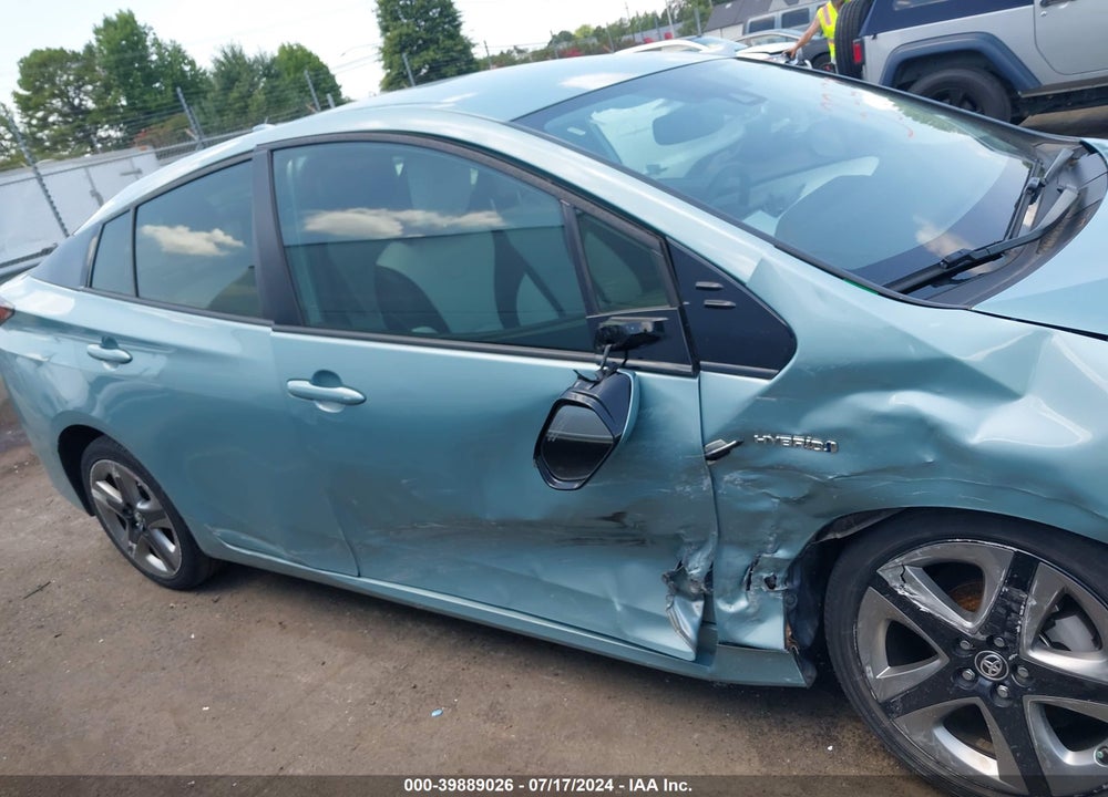 2019 TOYOTA PRIUS XLE VIN: JTDKARFU0K3073357