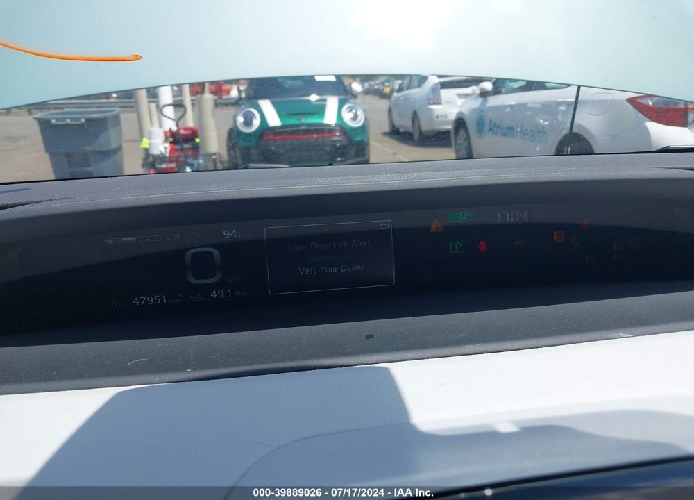 2019 TOYOTA PRIUS XLE VIN: JTDKARFU0K3073357