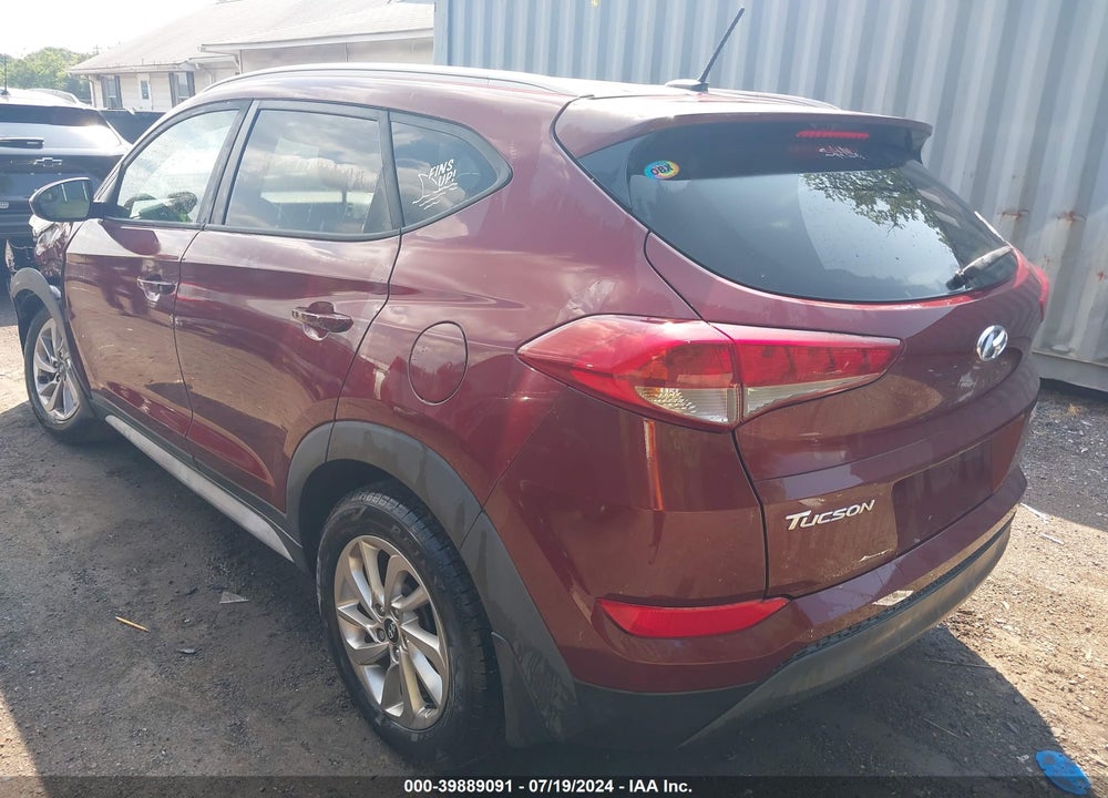 2017 HYUNDAI TUCSON SE VIN: KM8J33A41HU452585