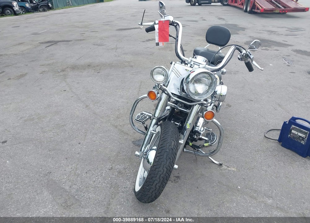 2000 HARLEY-DAVIDSON FLSTC VIN: 1HD1BJY17YY033106