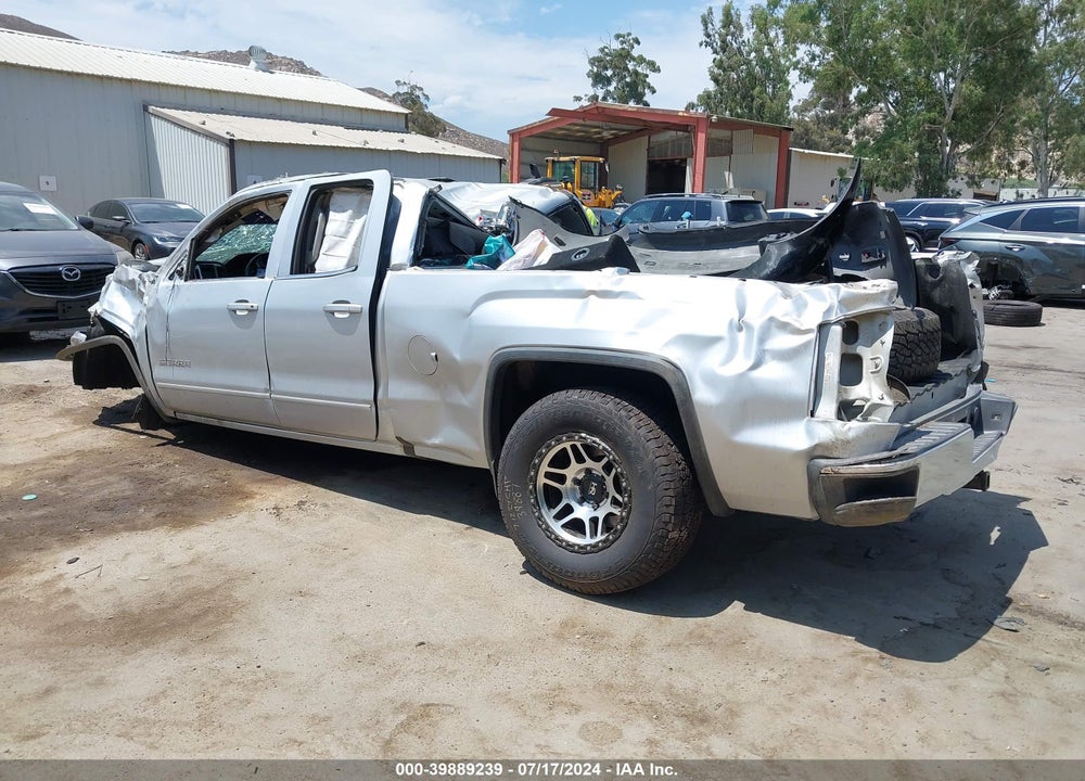 2018 GMC SIERRA 1500 SLE VIN: 2GTV2MEC9J1105071