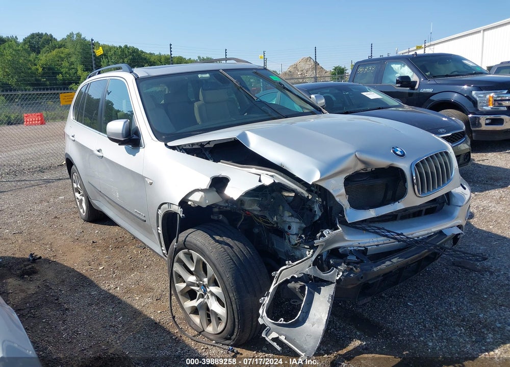 2013 BMW X5 XDRIVE35I/XDRIVE35I PREMIUM/XDRIVE35I SPORT ACTIVITY VIN: 5UXZV4C57D0B13460