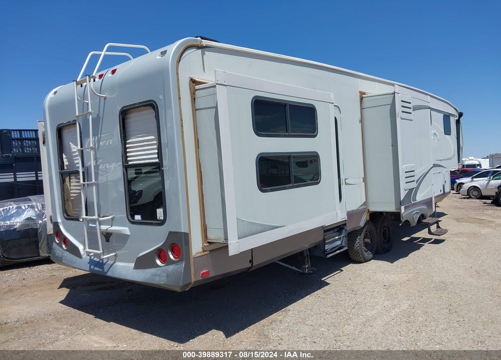 2011 OPEN RANGE 399BHS VIN: 5XMFE3928B5003286