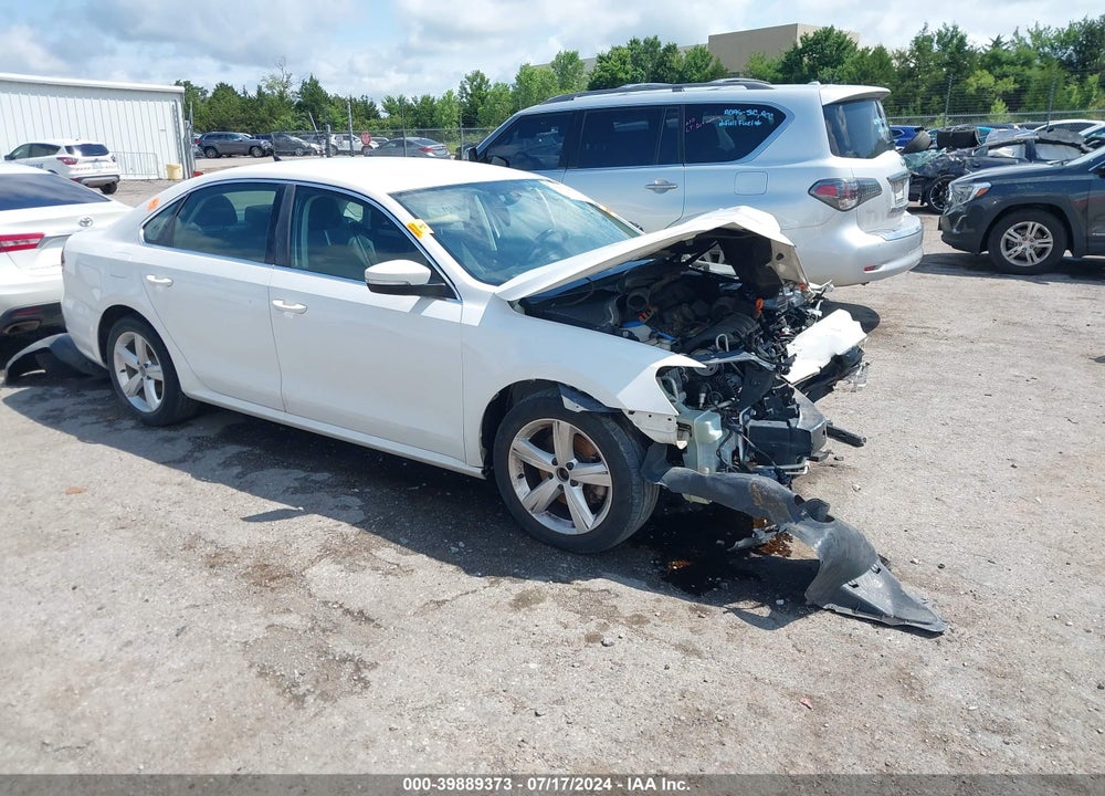 2013 VOLKSWAGEN PASSAT 2.5L SE VIN: 1VWBH7A39DC012331