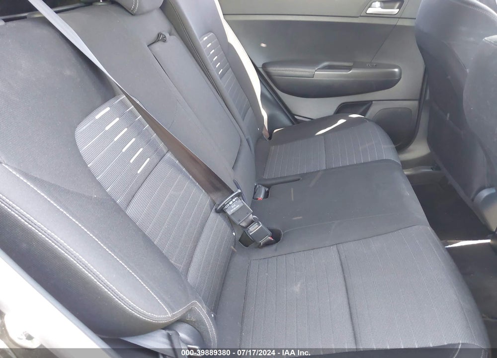 2018 KIA SPORTAGE LX VIN: KNDPM3AC5J7398649