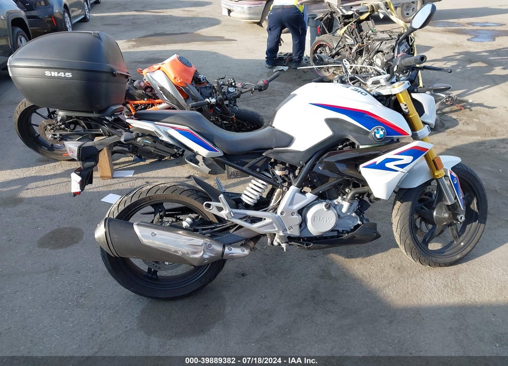 2018 BMW G310 R VIN: WB30G1103JR855986