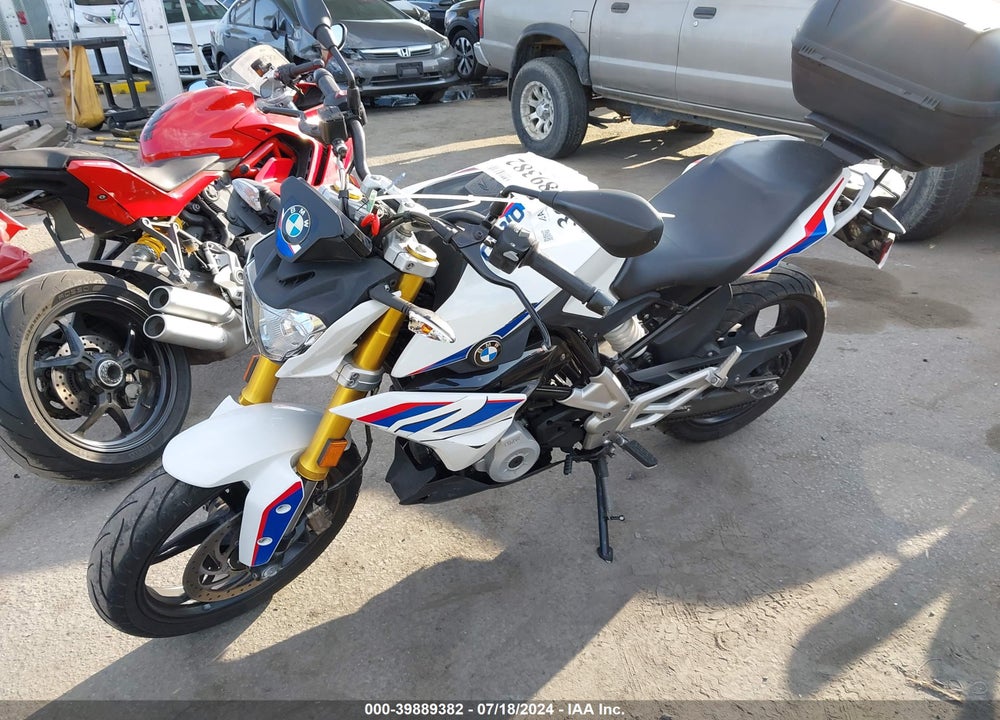 2018 BMW G310 R VIN: WB30G1103JR855986