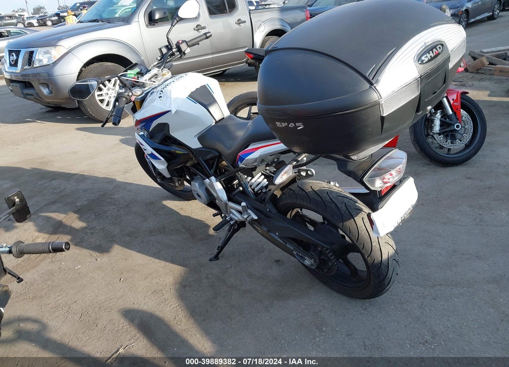 2018 BMW G310 R VIN: WB30G1103JR855986