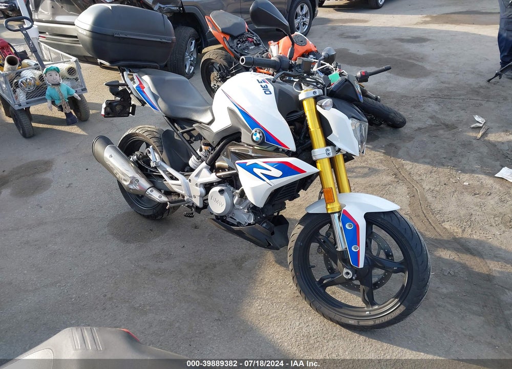 2018 BMW G310 R VIN: WB30G1103JR855986