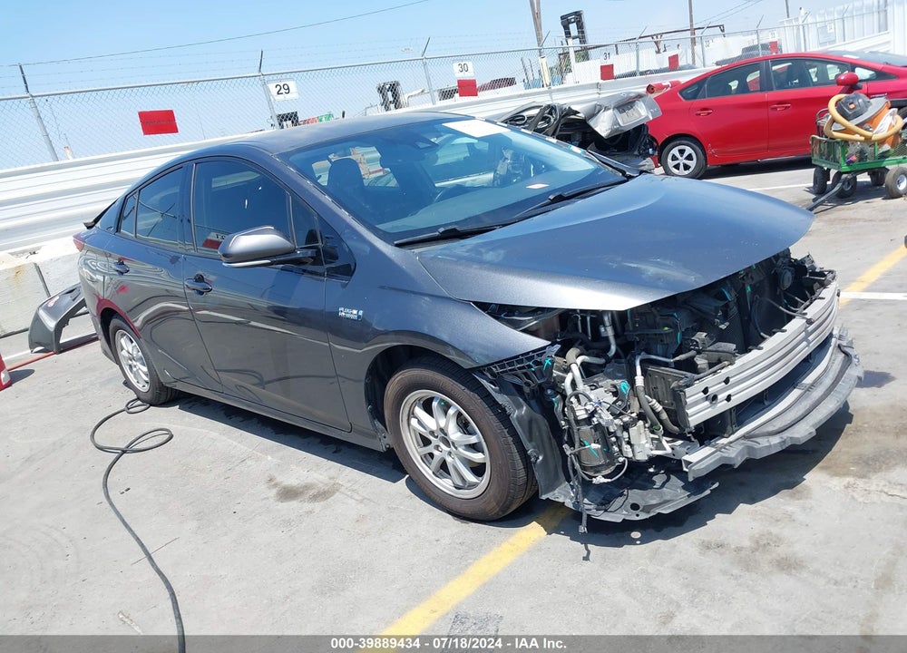 2018 TOYOTA PRIUS PRIME PREMIUM VIN: JTDKARFP0J3098106