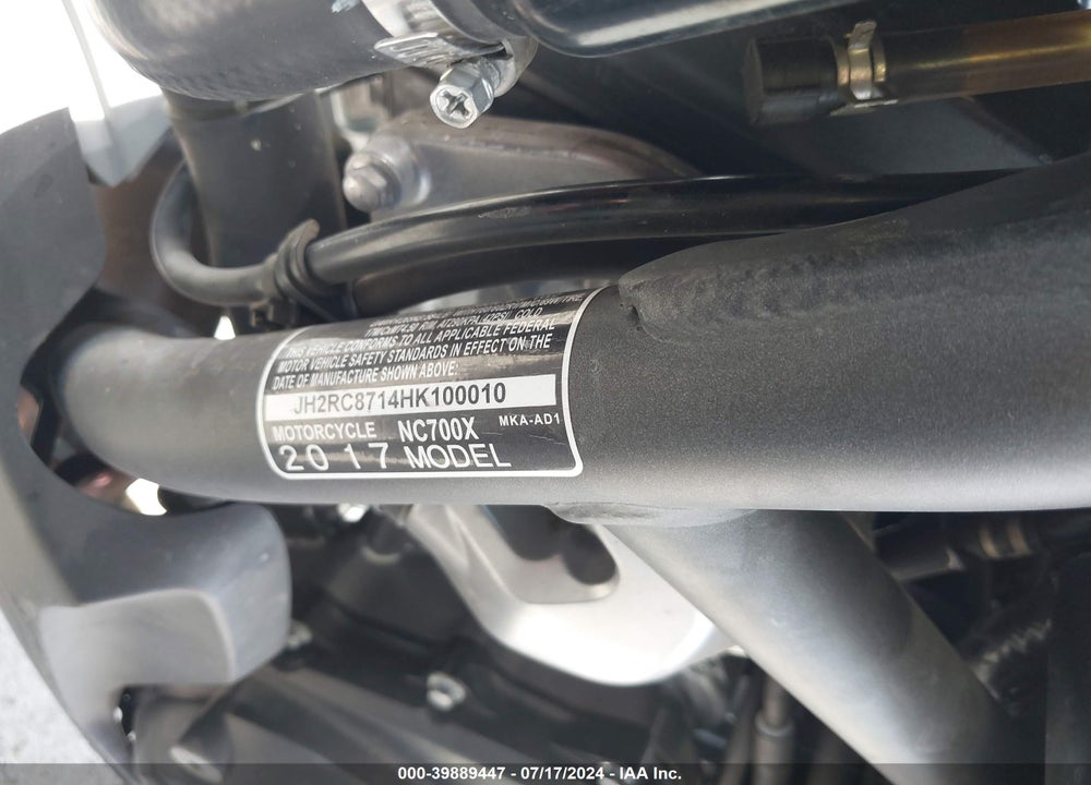 2017 HONDA NC700X VIN: JH2RC8714HK100010