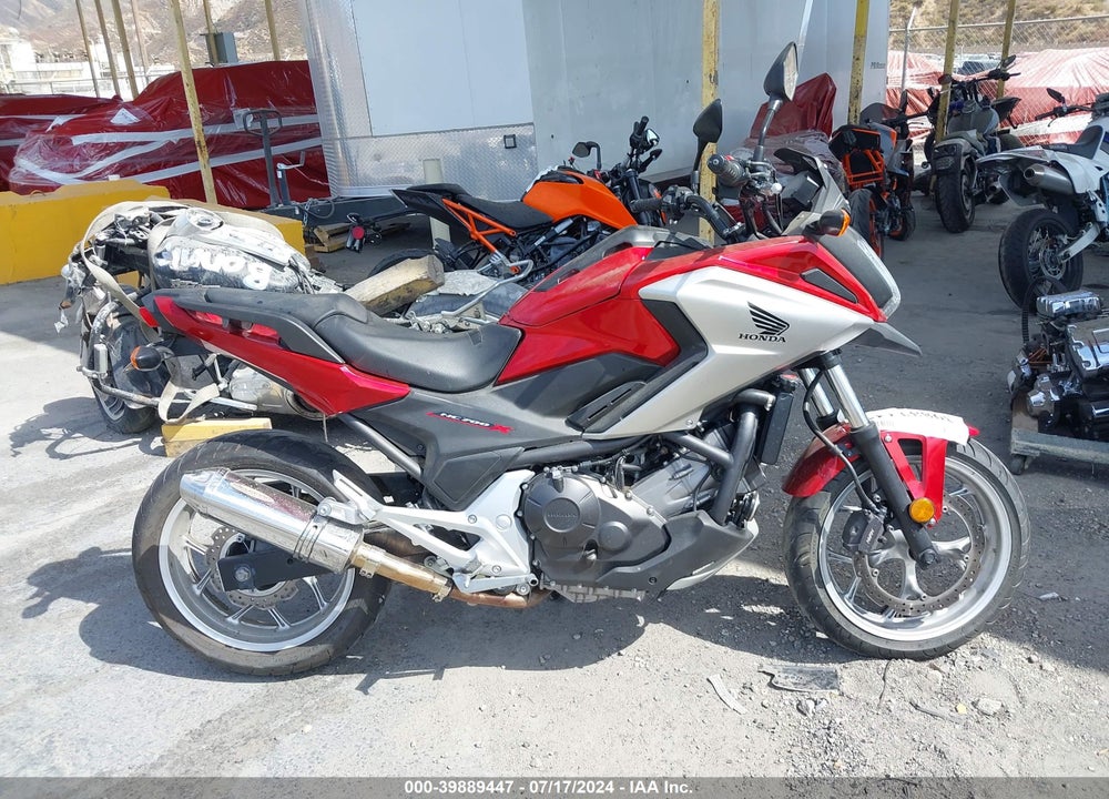 2017 HONDA NC700X VIN: JH2RC8714HK100010
