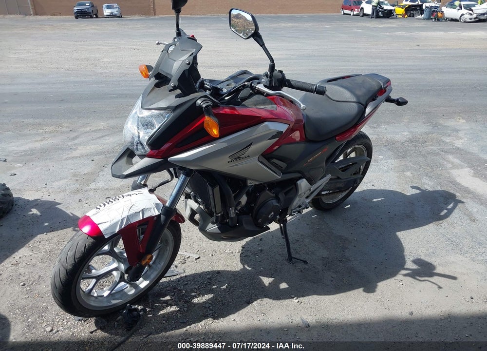 2017 HONDA NC700X VIN: JH2RC8714HK100010