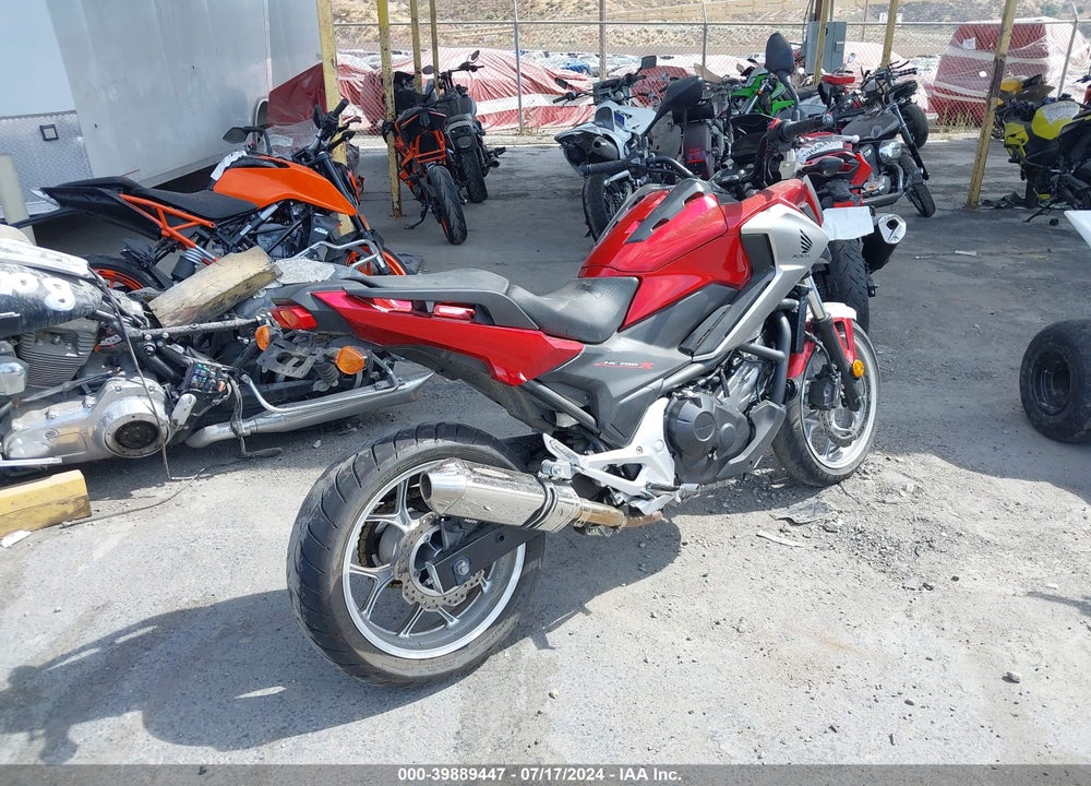 2017 HONDA NC700X VIN: JH2RC8714HK100010