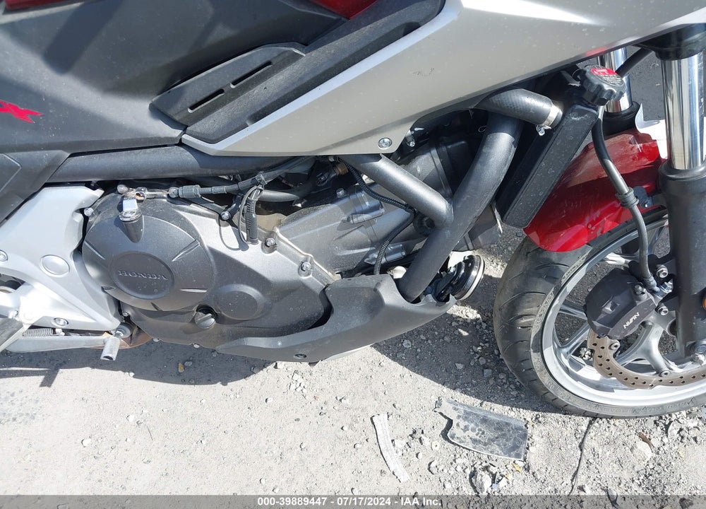 2017 HONDA NC700X VIN: JH2RC8714HK100010