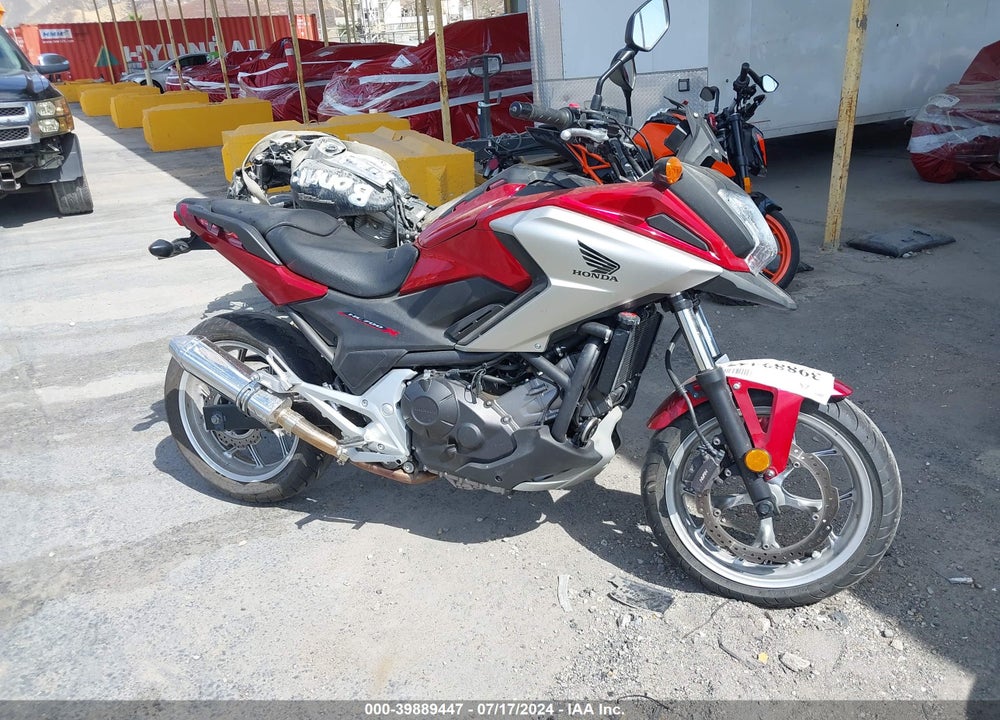 2017 HONDA NC700X VIN: JH2RC8714HK100010