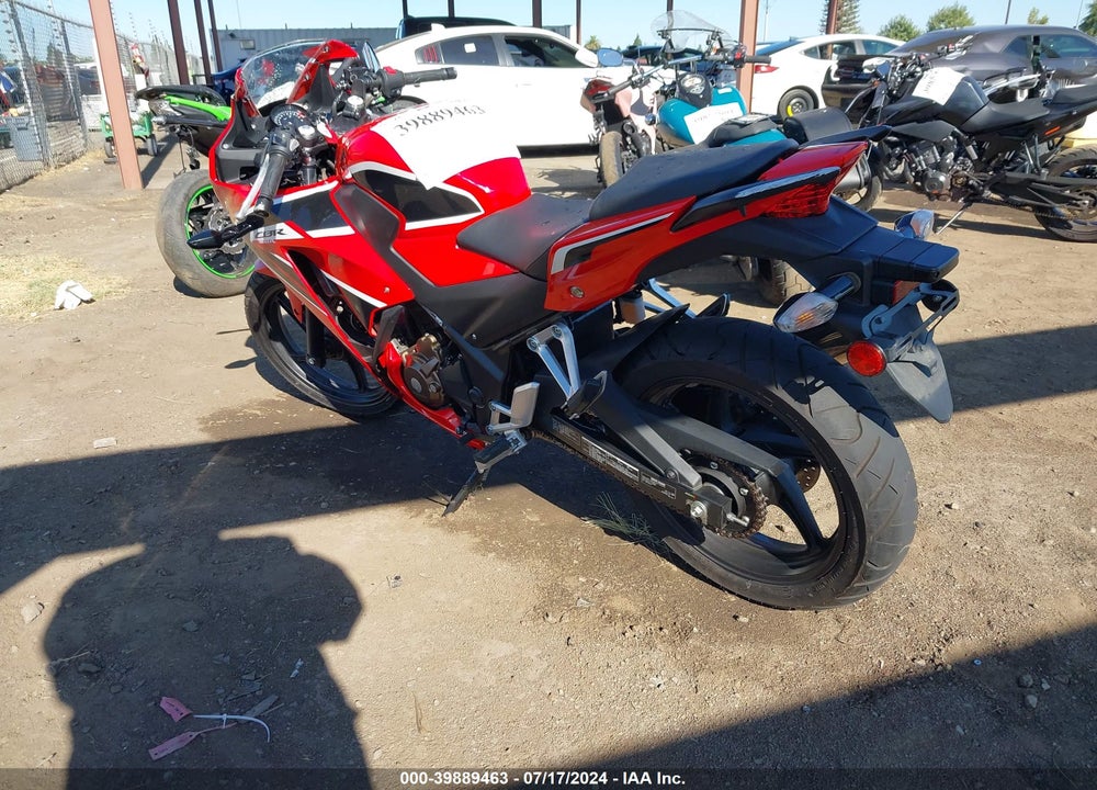 2017 HONDA CBR300 RA VIN: MLHNC5151H5300324